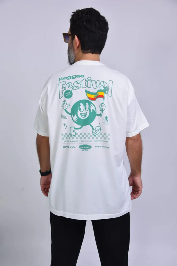 T-shirt com logo da Dread de uma lado do peito e dooutro a palavra Reggae Festival. Na Parte de tras a imagem do Reggae Festival