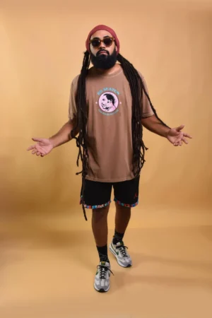 T-Shirt com a capa do disco God Bless our love do BB Seaton na parte da frente a lojo da Dread na parte de trás